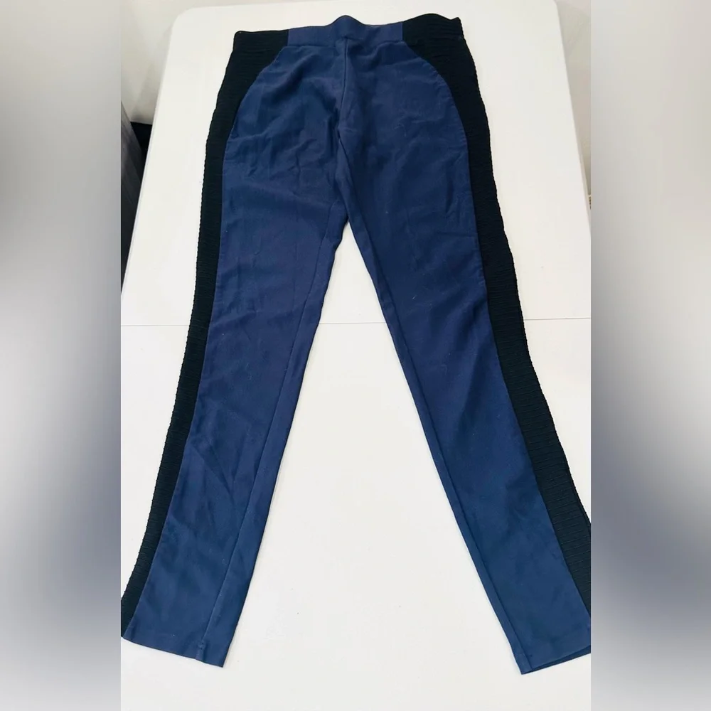 Patrizia Luca Milano Women’s Black & Purple Leggings 28”‎  Size M